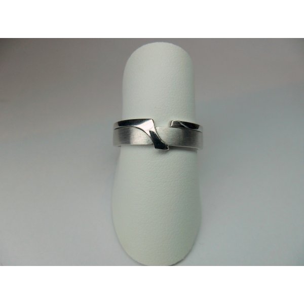 2Gether Ring White Gold Brushed and Polished
